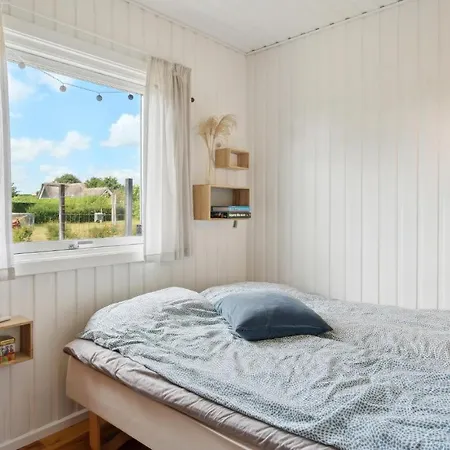 Holiday home Beautiful In With Kitchen *