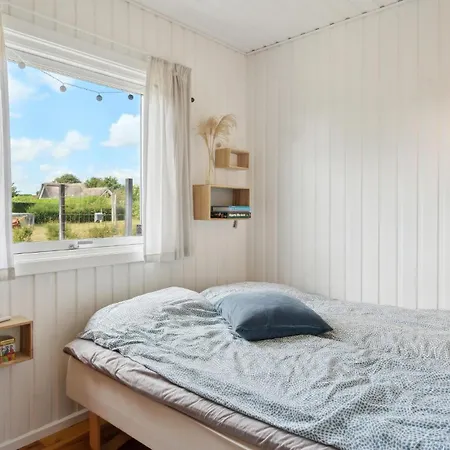 Feriehus Beautiful In With Kitchen *